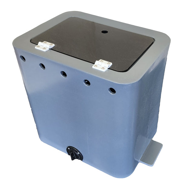 LBT09AT - 30 Litre Live Bait Tank, Acrylic Lid Transom Combo